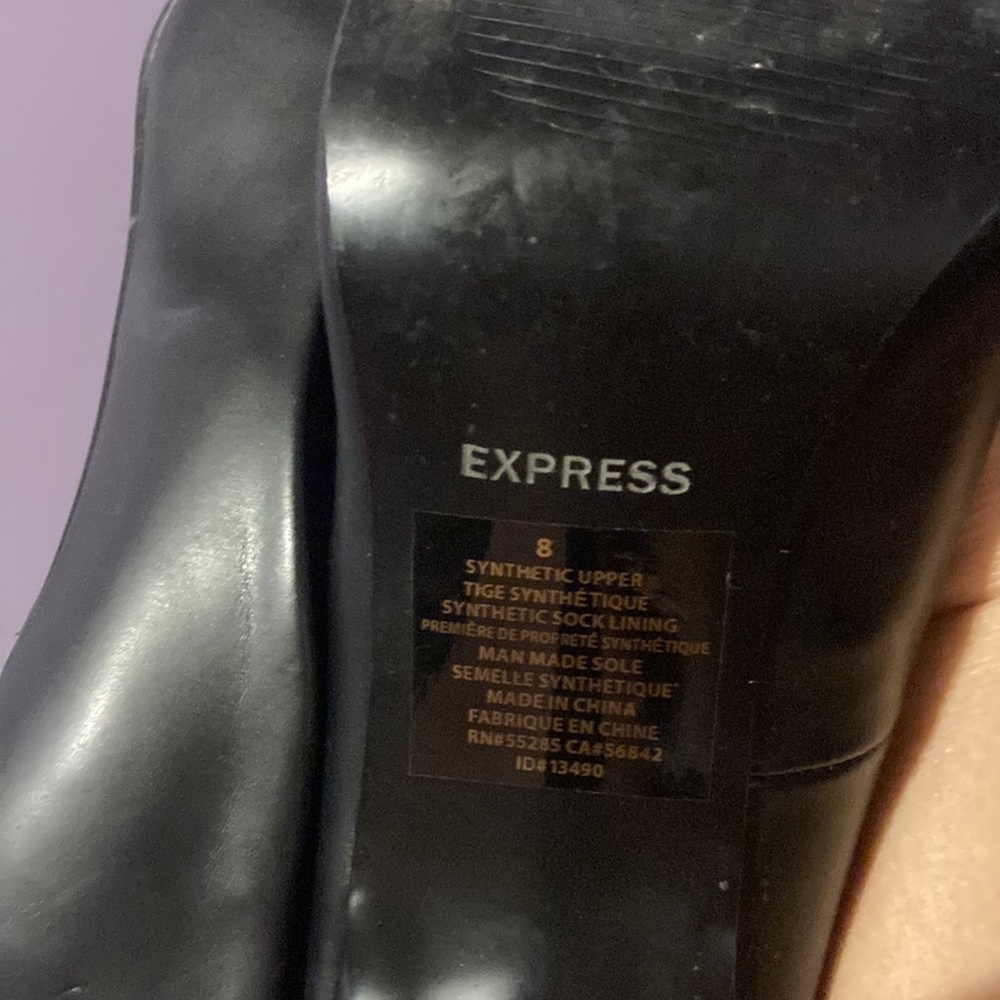 Size 8 Black Express Stilettos. Worn 1x. They are to big for me.